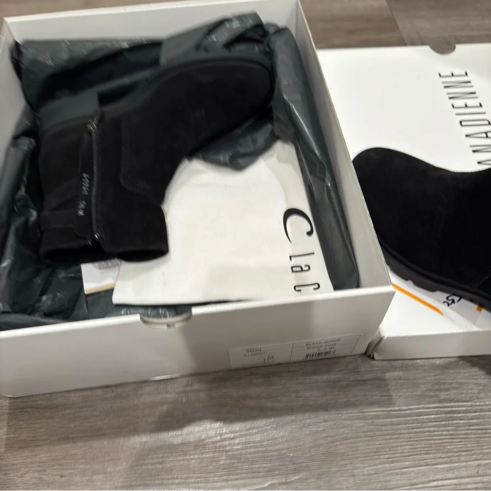 La Canadienne Shai Black Suede Bootie Boots